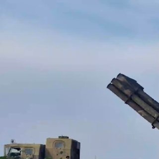 Дрожь по грунту после мощного удара Торнадо-С