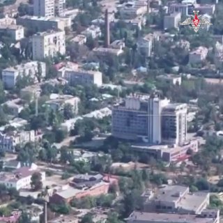 Полуторатонные бомбы выжигают склады и живую силу ВСУ