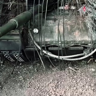 Наш танковый бой продолжается