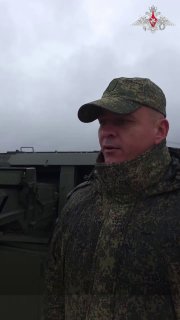 Сам не летает и другим не дает